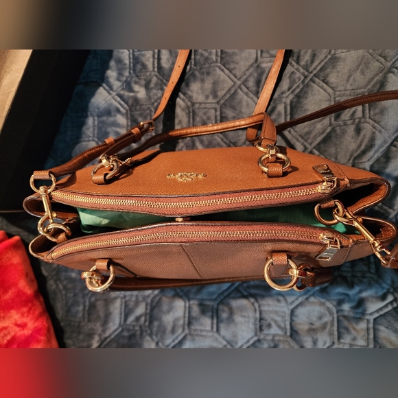 Medium Coach Christie Bag - Picture 3 of 8